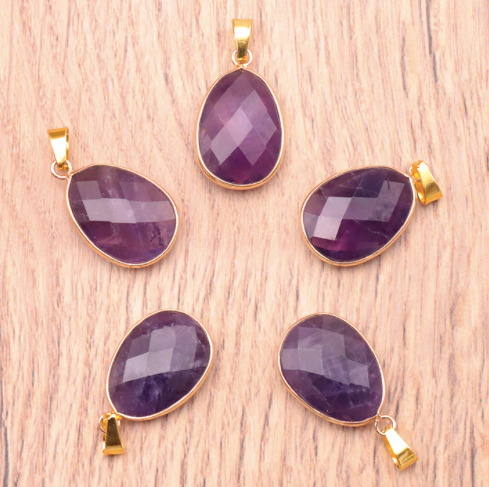 Pendentif serti ovale Amethyste