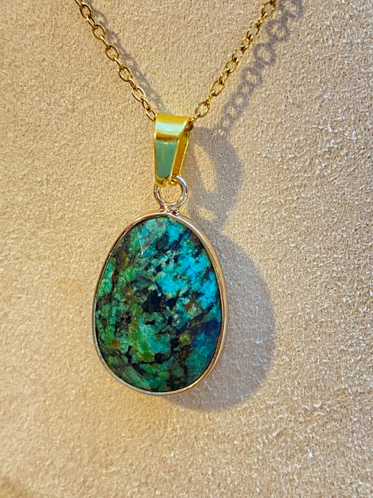 Collier en Turquoise d’Afrique – Harmonie & Force Intérieure