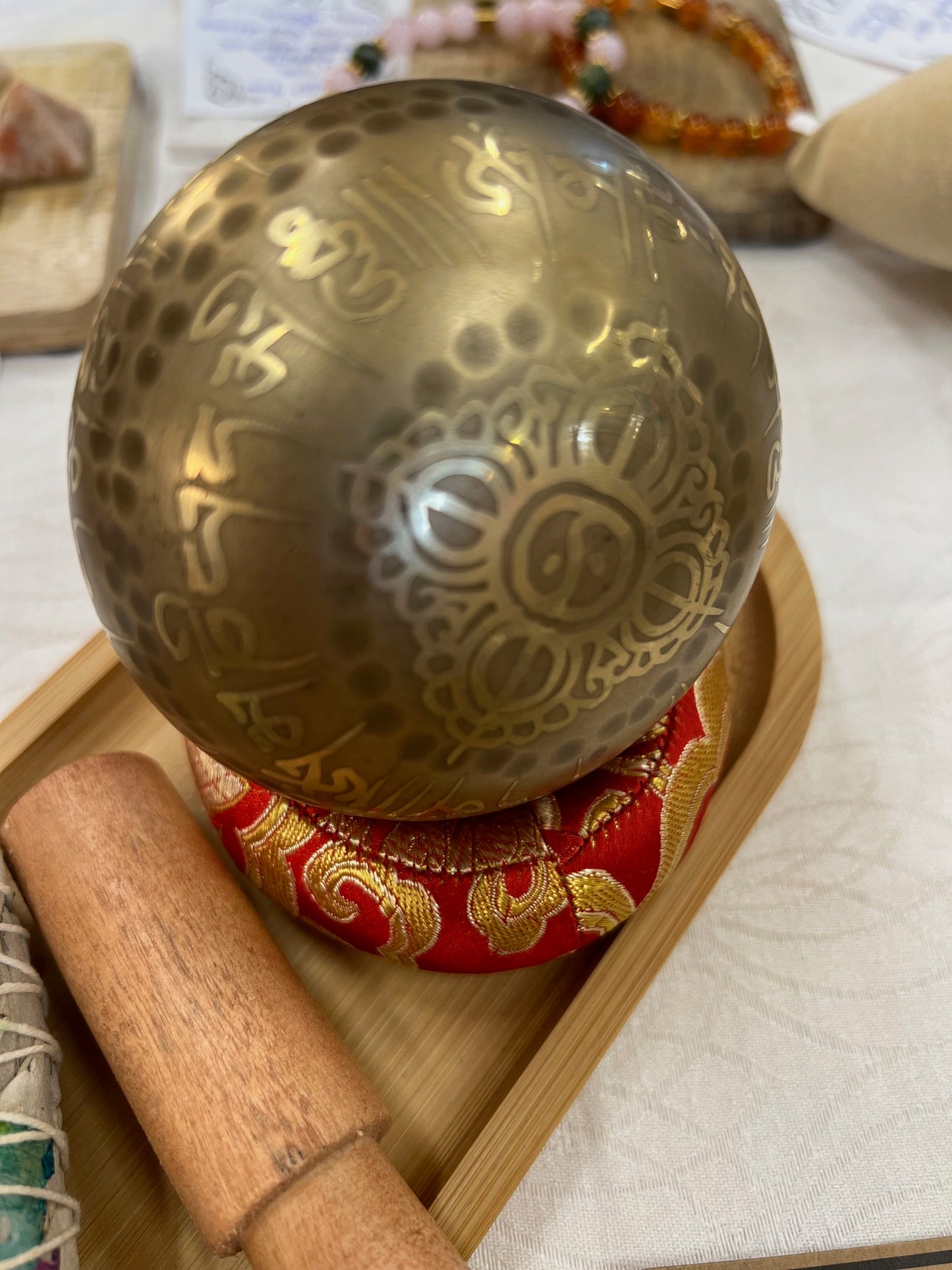 Bol Chantant gravé 8cm avec baton, coussin et sauge